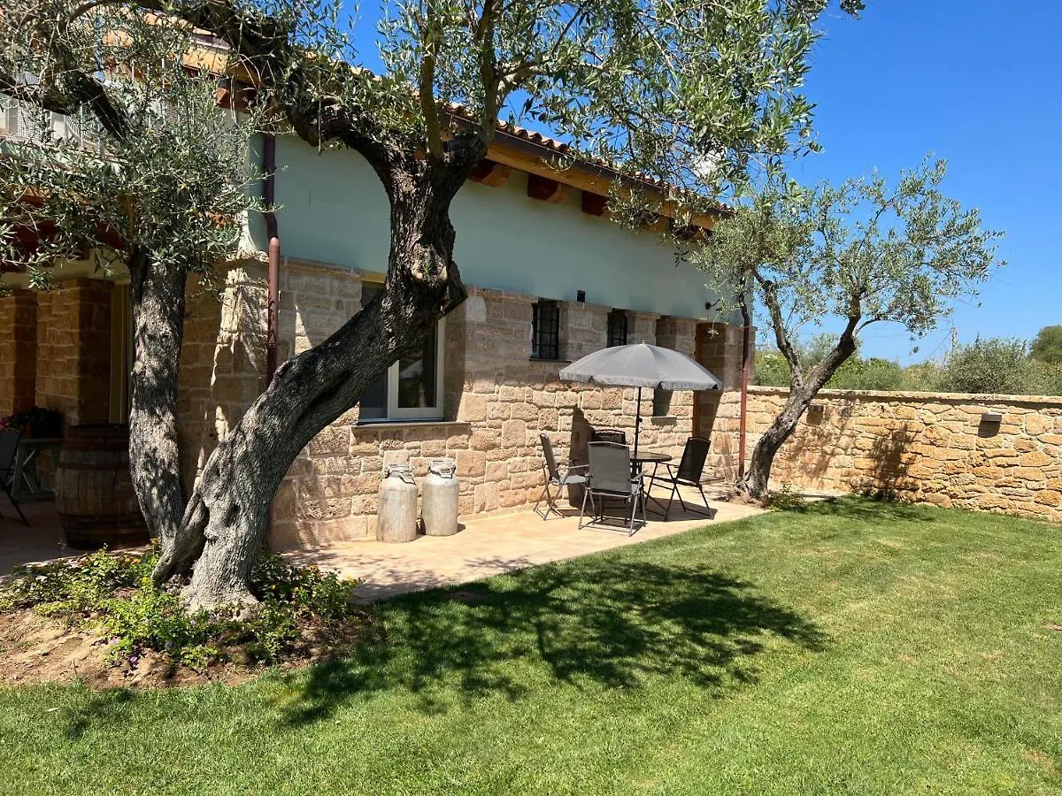 Casal Lluent Bed & Breakfast Alghero